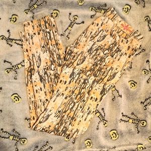 Colorful low-rise jeans